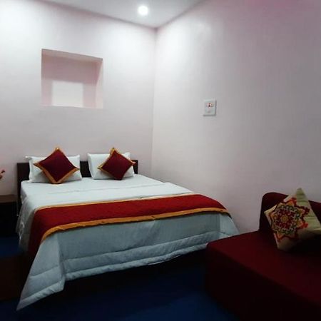 B R Inn Bangalore Esterno foto